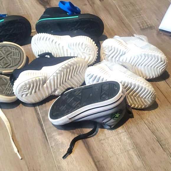 Converse and Adidas lot for toddler - Picture 9 of 9
